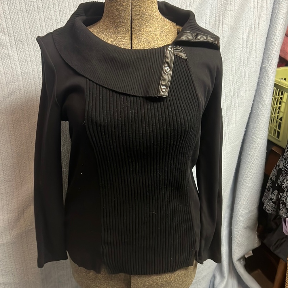 Ladies black Rafael top